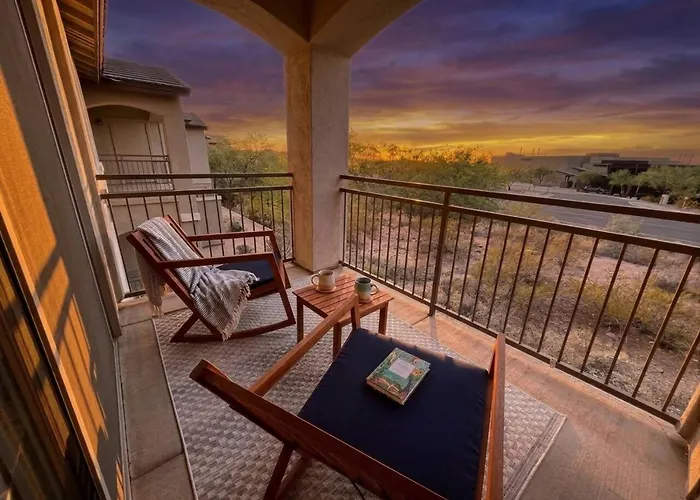 Resort-style 1br 4 Pools & Fitness, Free Parking Apartment Scottsdale