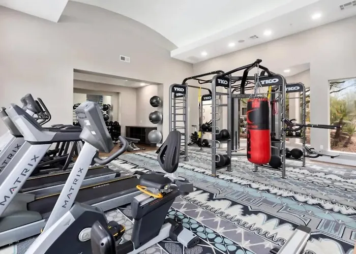 Resort-style 1br 4 Pools & Fitness, Free Parking *